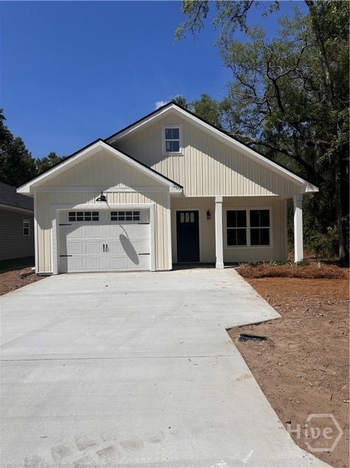 207 Wilson Avenue, Hinesville, GA, 31313 | Card Image