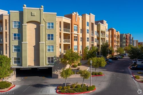 202-26 E Serene Avenue, Las Vegas, NV, 89123 | Card Image