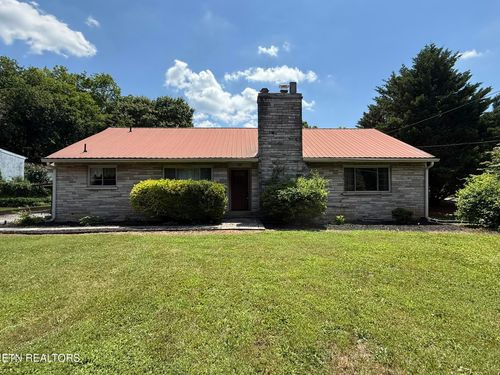 136 Gilbert Ln, Knoxville, TN, 37920-3617 | Card Image