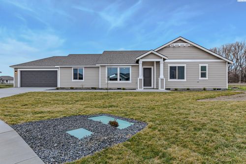 1615 Castlewood Ct, Grandview, WA, 98930-1478 | Card Image