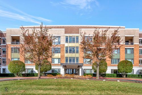 unit-105-1000 Village Center Dr, Burr Ridge, IL, 60527-4538 | Card Image