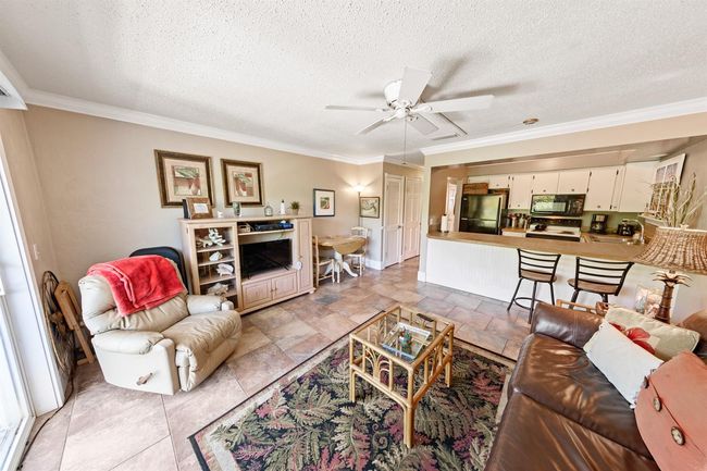 UNIT-220 - 3641 S Atlantic Ave, Condo with 1 bedrooms, 1 bathrooms and null parking in Daytona Beach Shores FL | Image 4