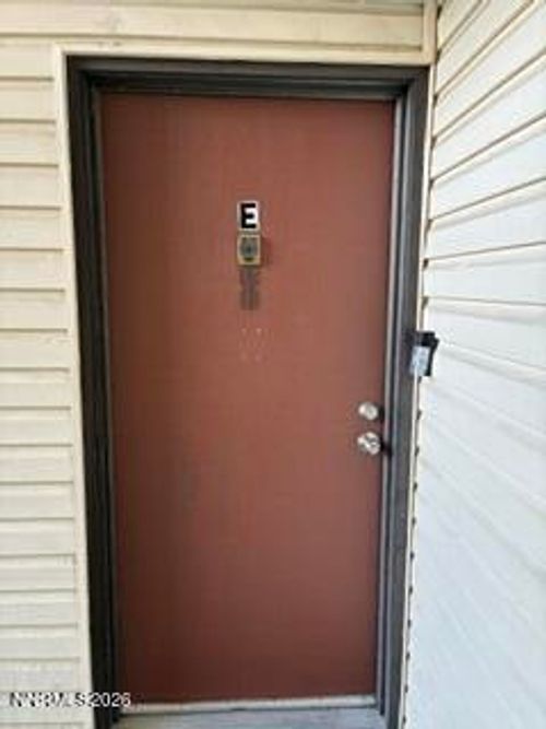 e-1537 Delucchi Ln, Reno, NV, 89502-8510 | Card Image