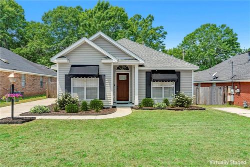 956 Henckley Ave, Mobile, AL, 36609-3010 | Card Image