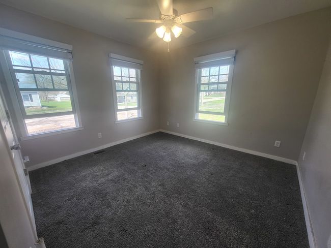 311 S Hickory St, House other with 3 bedrooms, 2 bathrooms and 2 parking in Wenona IL | Image 6