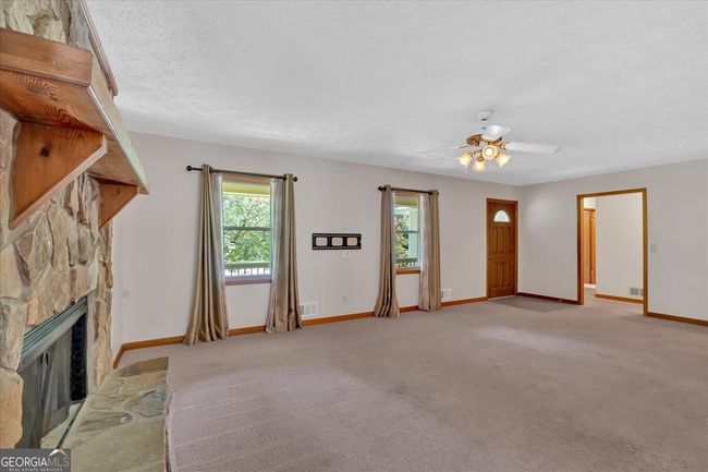 328 West Ln, House other with 3 bedrooms, 2 bathrooms and null parking in Woodstock GA | Image 6