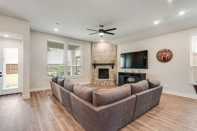 1821 Rough Ridge Trl, House other with 3 bedrooms, 2 bathrooms and null parking in Midlothian TX | Image 20