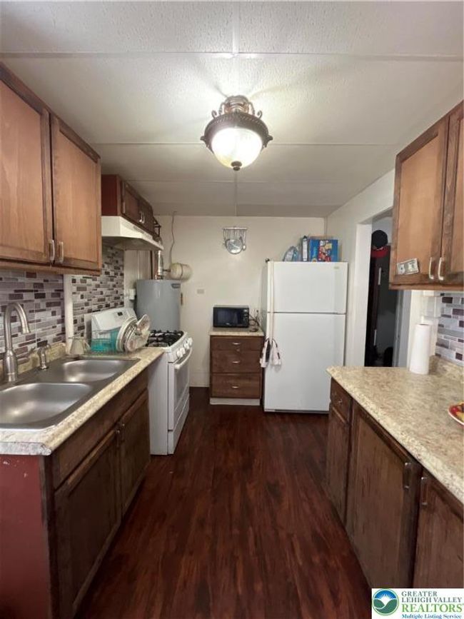 1 - 268 E Walnut St, Condo with 2 bedrooms, 1 bathrooms and null parking in Allentown PA | Image 5
