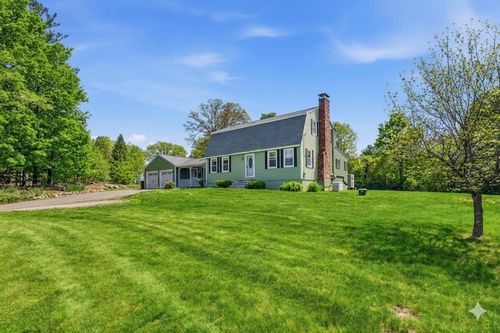 20 High Range Rd, Londonderry, NH, 03053-3124 | Card Image