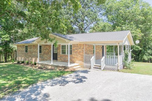 90 Vernon Ln, Spencer, TN, 38585-4031 | Card Image