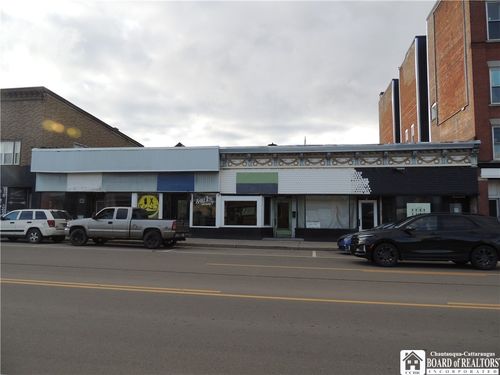 21-13-21 E Main St, Falconer, NY, 14733-1313 | Card Image