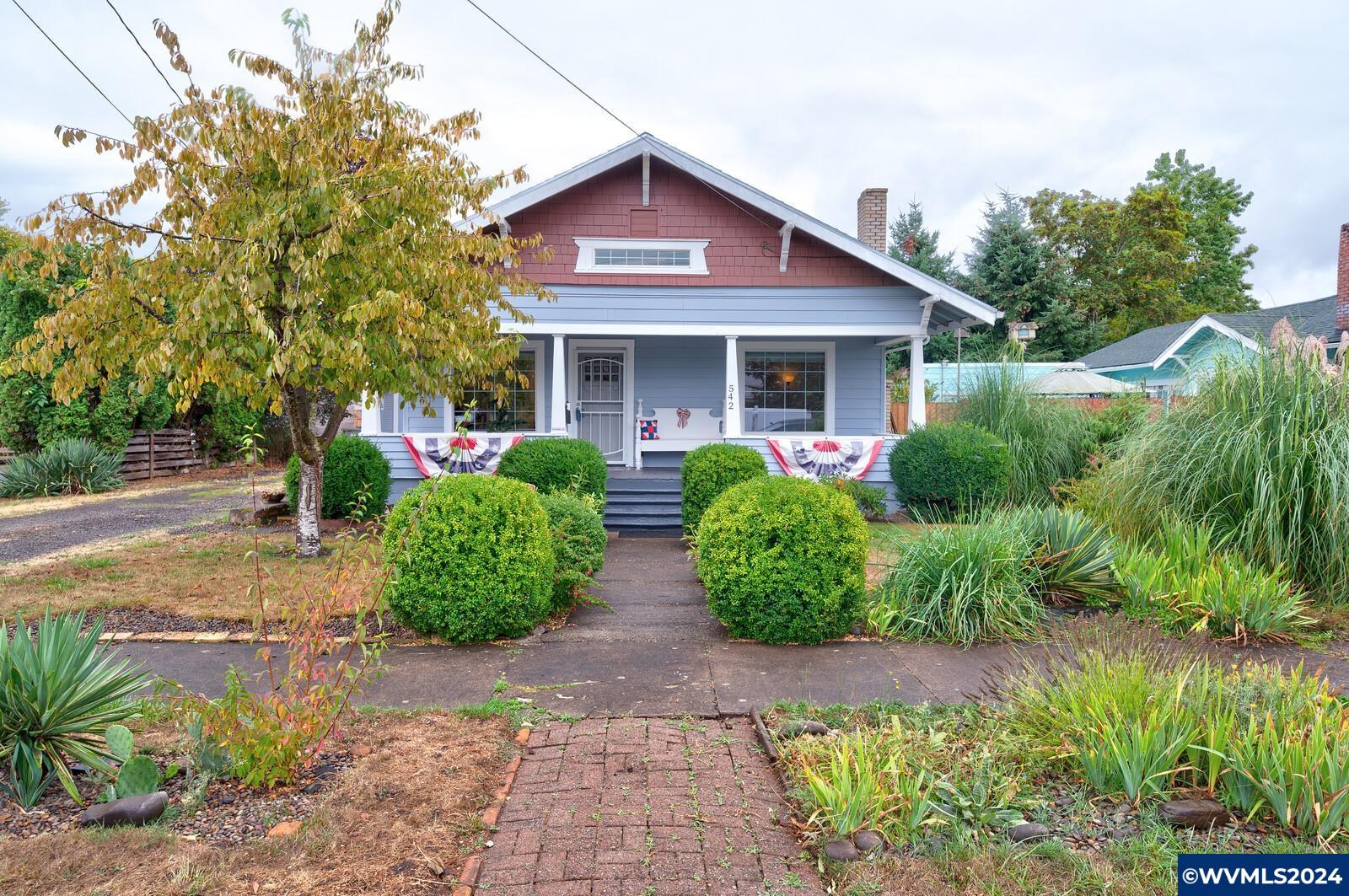 Sherman St, Lebanon, OR 97355
