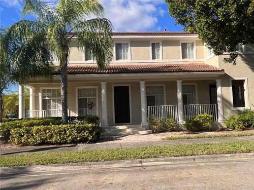 na-27379 Sw 143rd Ct, Homestead, FL, 33032-8877 | Card Image