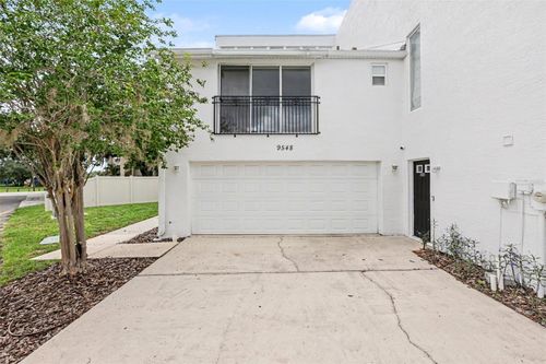 9548 Orange Valley Ct, TAMPA, FL, 33618-4017 | Card Image