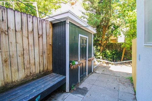 186 Queen St, Charleston, SC, 29401-1946 | Card Image