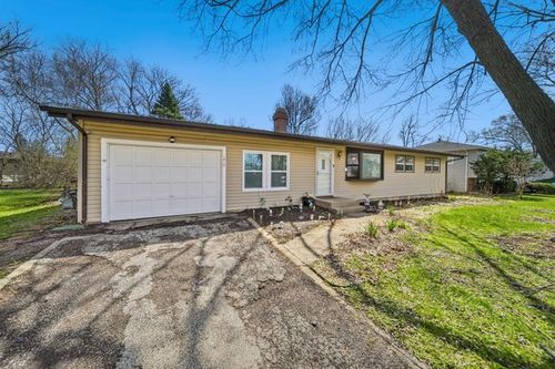 1412 Beach Rd, MCHENRY, IL, 60050-4051 | Card Image