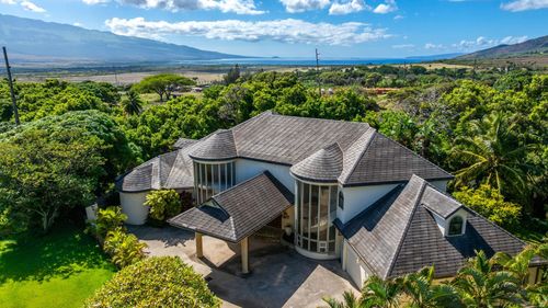 1520 Kilinoe Pl, Wailuku, HI, 96793-9335 | Card Image