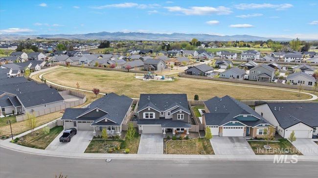 3074 N Greengate Way, House other with 5 bedrooms, 4 bathrooms and 2 parking in Star ID | Image 37