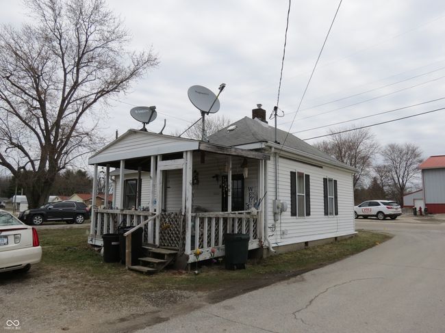310 N Highland St, Home with 0 bedrooms, 0 bathrooms and null parking in Morgantown IN | Image 4