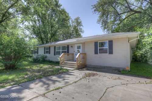1211 E 16th St, Lamar, MO, 64759-2401 | Card Image
