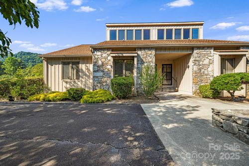25 Westridge Ct, Hendersonville, NC, 28791-3102 | Card Image