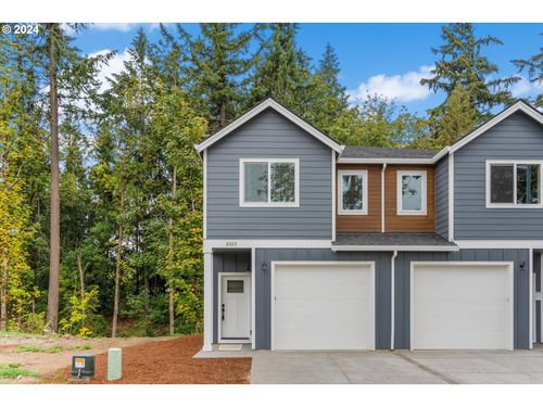 6305 Se Chloe Rose Way, Milwaukie, OR, 97267-6063 | Card Image