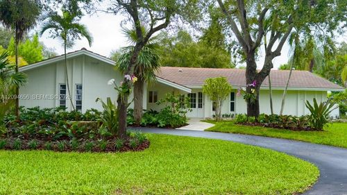 7521 Sw 175th St, Palmetto Bay, FL, 33157-6314 | Card Image