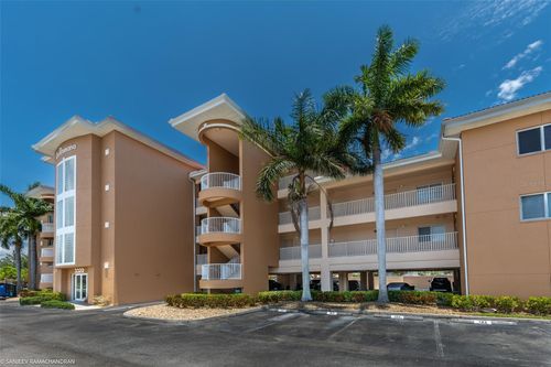 132-3322 Purple Martin Dr, PUNTA GORDA, FL, 33950-6746 | Card Image