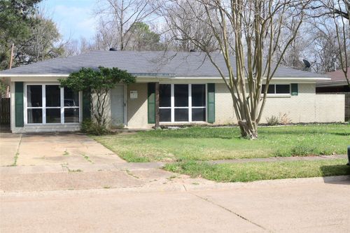 1608 Quin St, Bossier City, LA, 71112-2742 | Card Image
