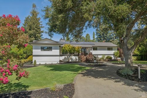 1154 Ragatz Ln, Napa, CA, 94558 | Card Image