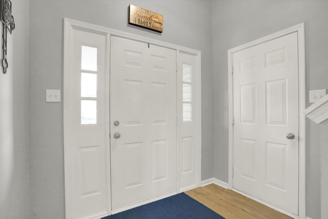 10381 Glenn Abbey Ln, House other with 3 bedrooms, 2 bathrooms and null parking in Fishers IN | Image 5