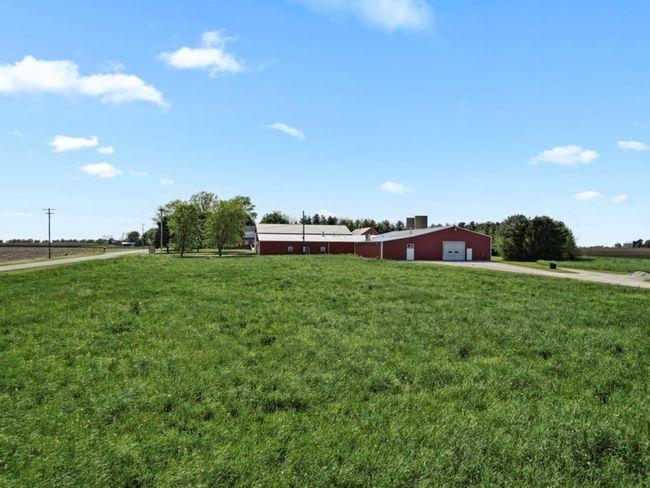 964 E 1100 North Rd, Home with 4 bedrooms, 1 bathrooms and 8 parking in Bement IL | Image 43