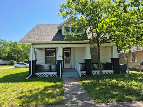 720 N Elm St, Eureka, KS, 67045-1636 | Card Image