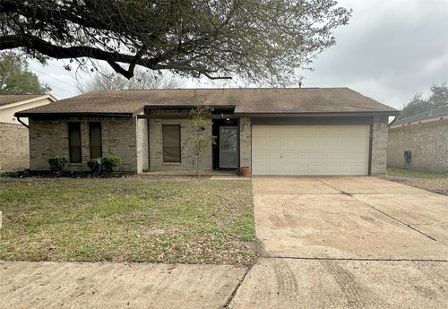 7646 Western Oak Ln, Houston, TX, 77040-2621 | Card Image