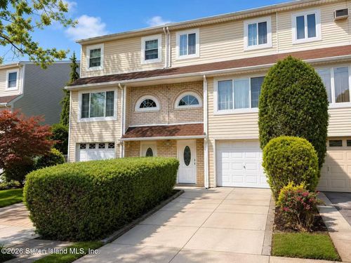 31 Eagan Ave, Staten Island, NY, 10312-3605 | Card Image