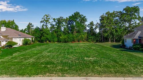 4652 Perry Ct, Lewiston, NY, 14092-1196 | Card Image