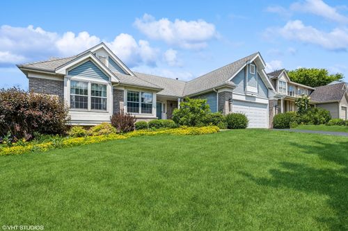 6254 Old Farm Ln, Gurnee, IL, 60031-4431 | Card Image