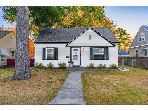 4522 Thomas Avenue, Minneapolis, MN, 55412 | Card Image