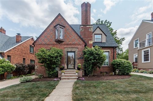 1465 Bunts Rd, Lakewood, OH, 44107-4517 | Card Image