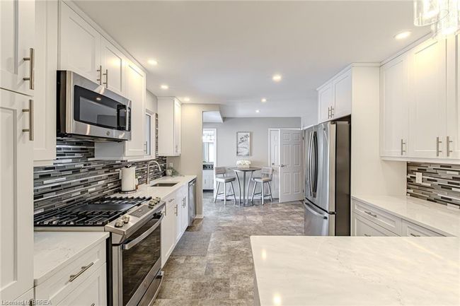 125 Woodlawn Ave, House other with 4 bedrooms, 2 bathrooms and 3 parking in Brantford ON | Image 19