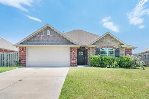 4457 W Wales Dr, Fayetteville, AR, 72704-5053 | Card Image