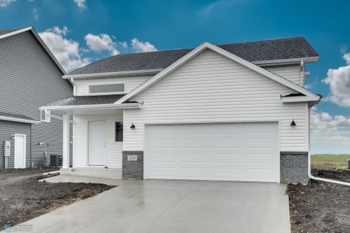 3843 19th St S, Moorhead, MN, 56560 | Card Image