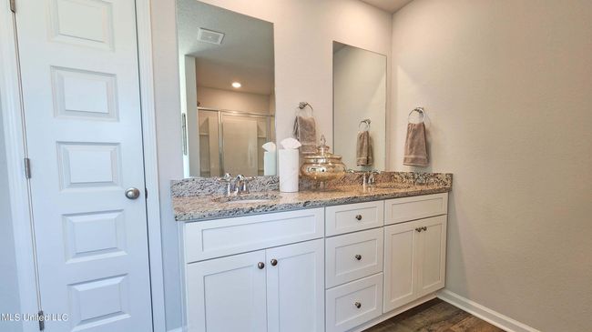 Primary Bath | Image 14