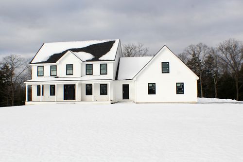 27 Tyler Avenue, Epsom, NH, 03234 | Card Image