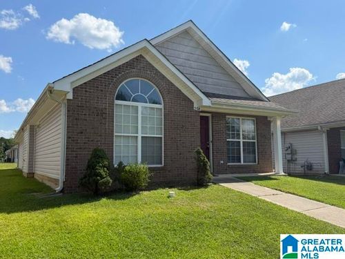258 Village Dr, CALERA, AL, 35040-5204 | Card Image