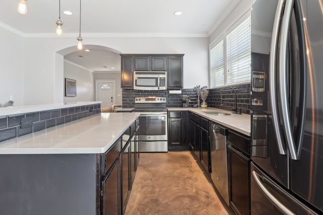 601 N Lancaster Ave, House other with 3 bedrooms, 2 bathrooms and null parking in Dallas TX | Image 5