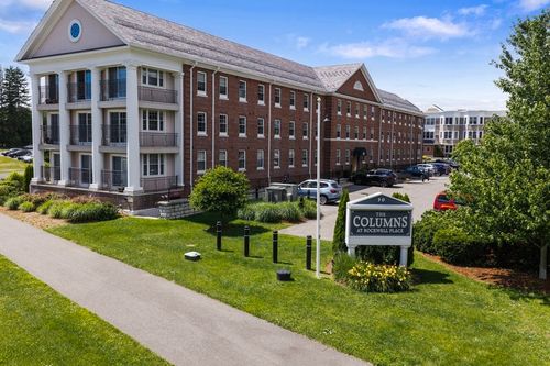 104-30 Village Hill Rd, Northampton, MA, 01060-3682 | Card Image