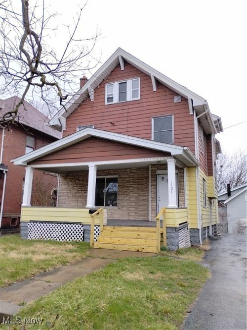 1707 Ohio Ave, Youngstown, OH, 44504-1803 | Card Image
