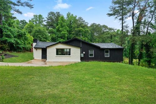 980 Porter Rd, decatur, GA, 30032-1755 | Card Image