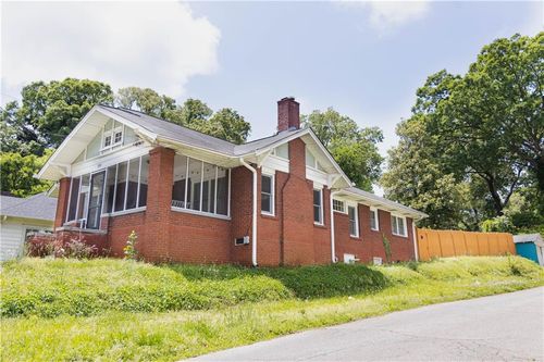 359 Mathewson Pl Sw, Atlanta, GA, 30310-1218 | Card Image